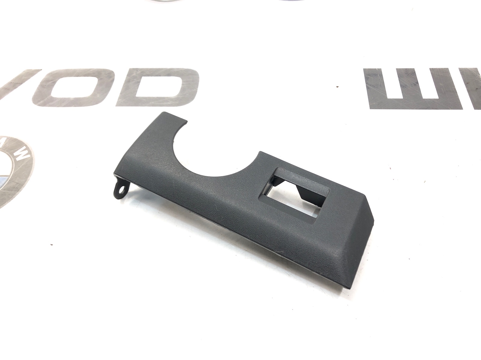 Накладка торпеды, 1000 рублей, Москва