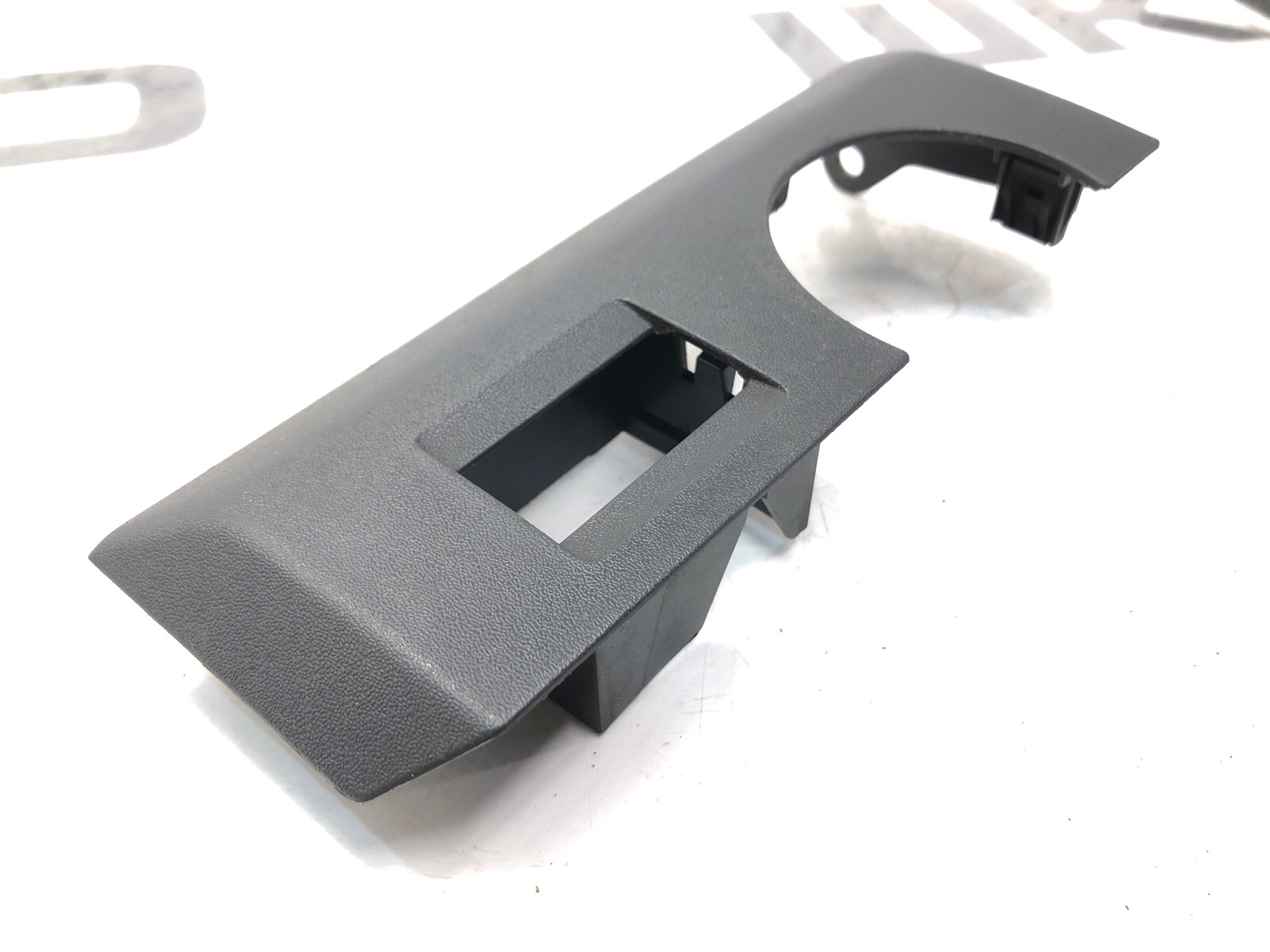 Накладка торпеды, 1000 рублей, Москва