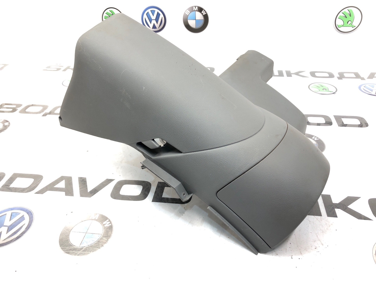 Накладка торпеды, 2000 рублей, Москва