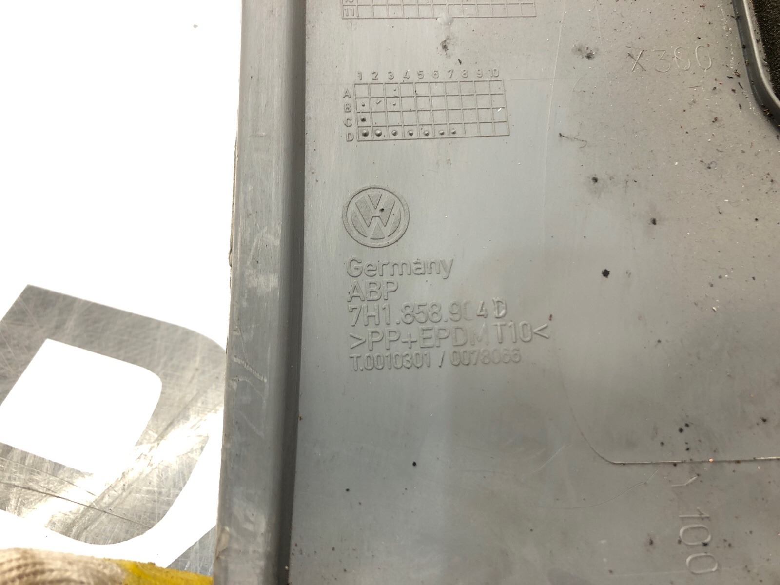 Накладка торпеды, 2500 рублей, Москва