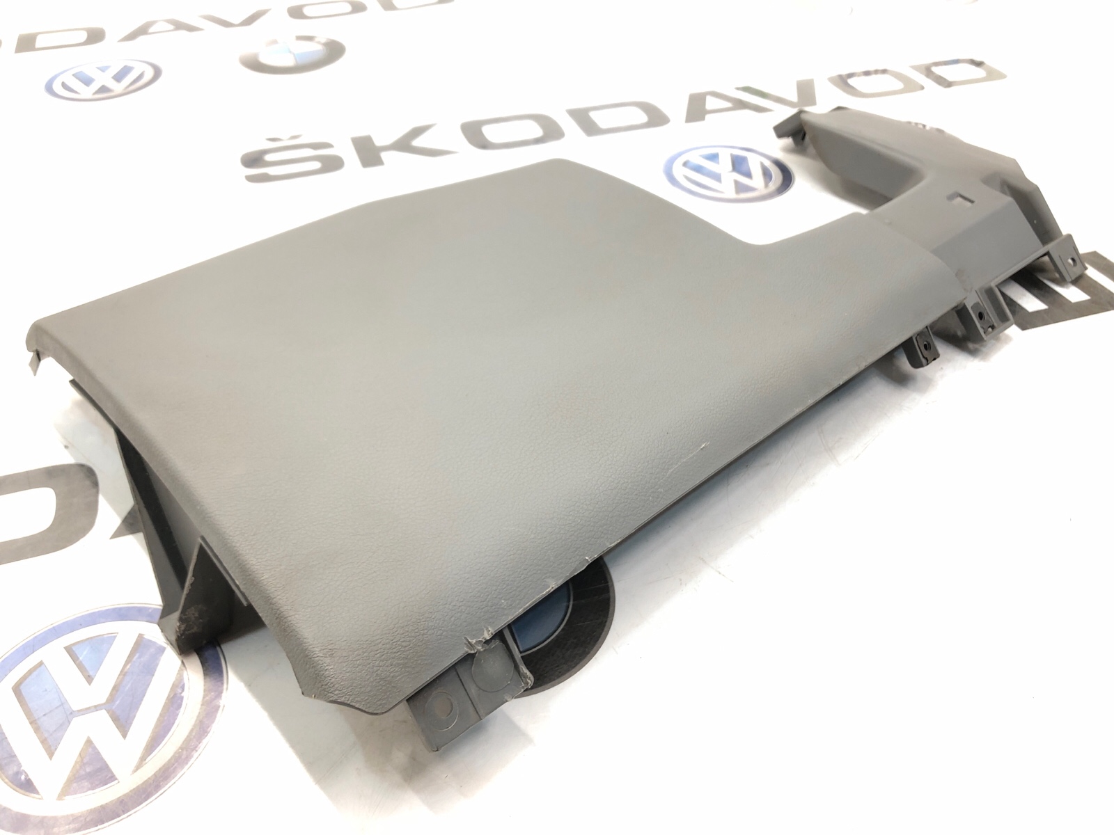 Накладка торпеды, 1000 рублей, Москва