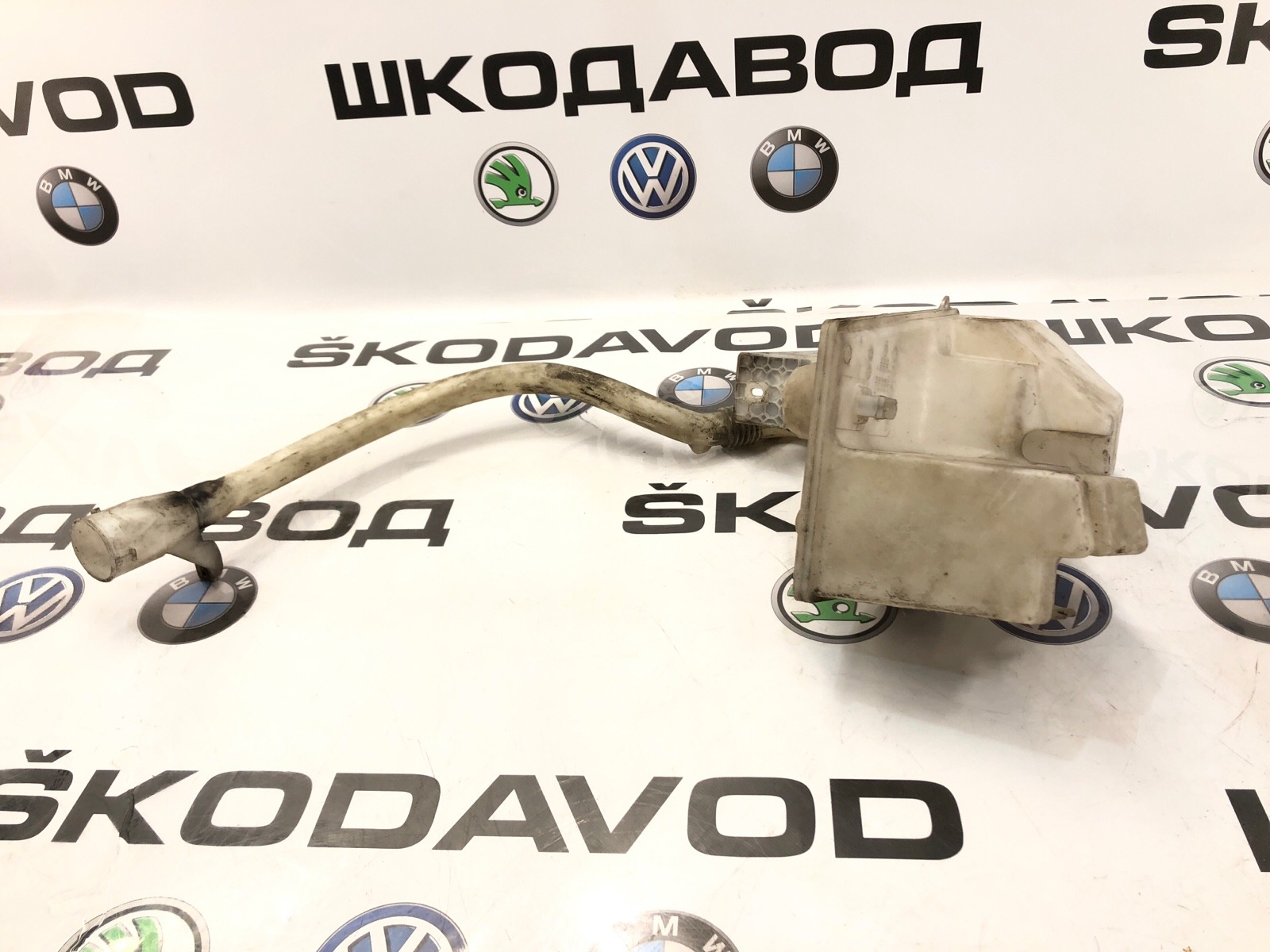 бачок омывателя, 3000 рублей, Москва