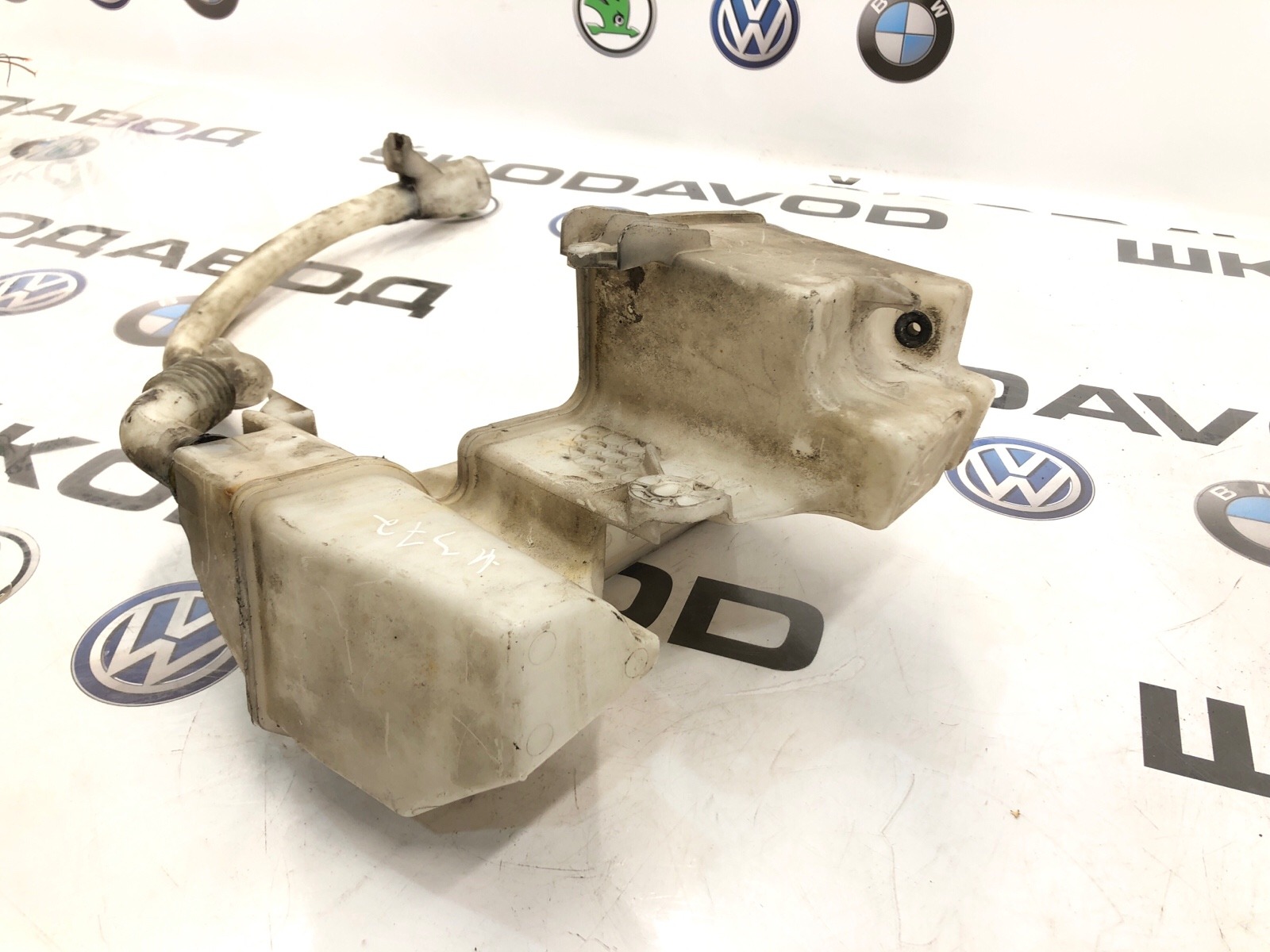 бачок омывателя, 3000 рублей, Москва