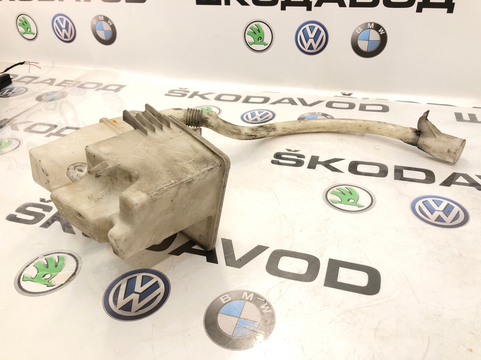 бачок омывателя, 3000 рублей, Москва