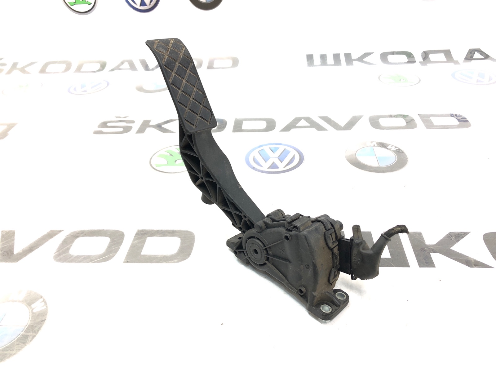 педаль газа, 4500 рублей, Москва