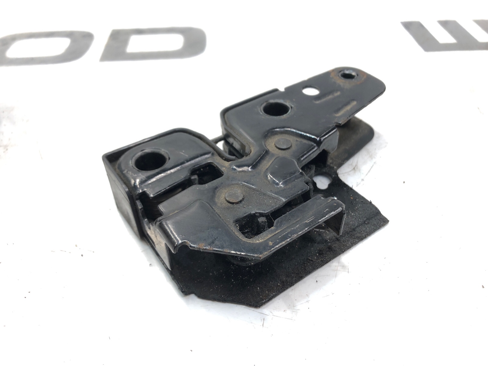 замок капота, 1500 рублей, Москва