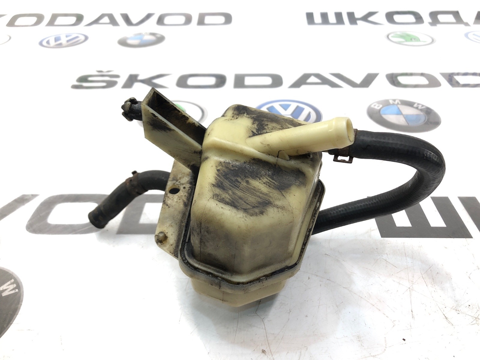 бачок гидроусилителя, 2000 рублей, Москва