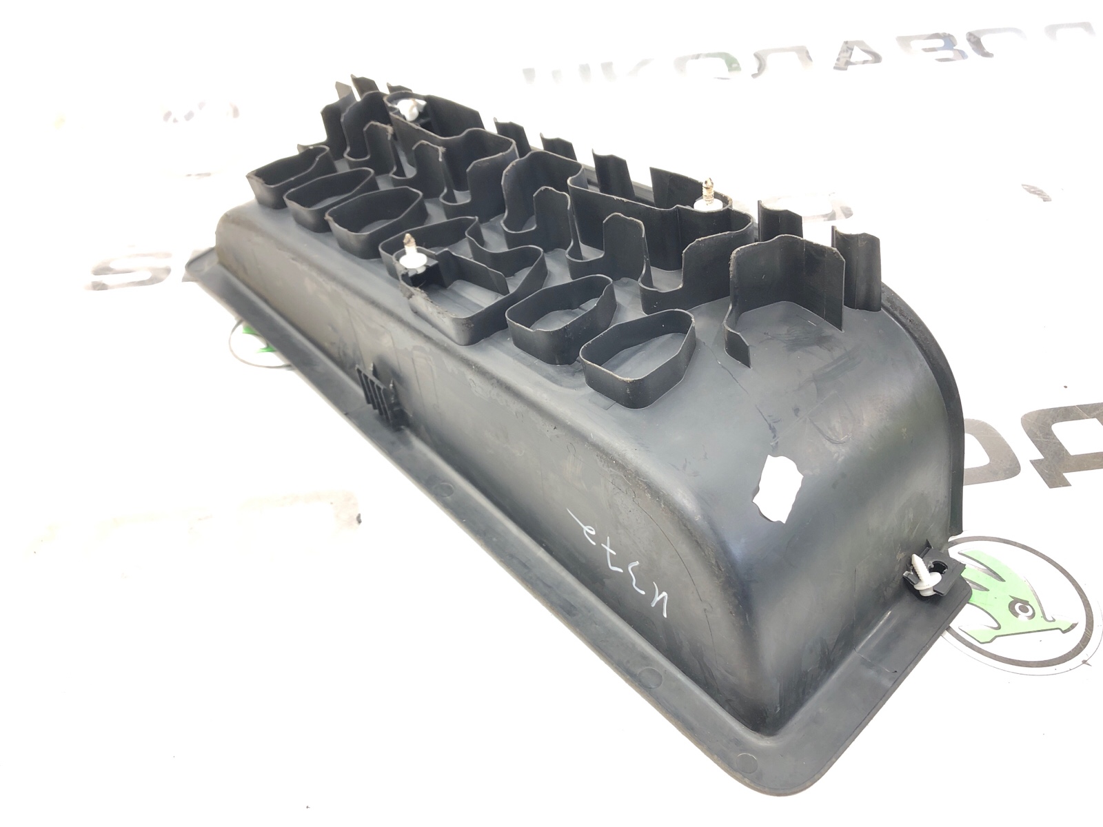 Накладка порога (внутренняя), 2000 рублей, Москва