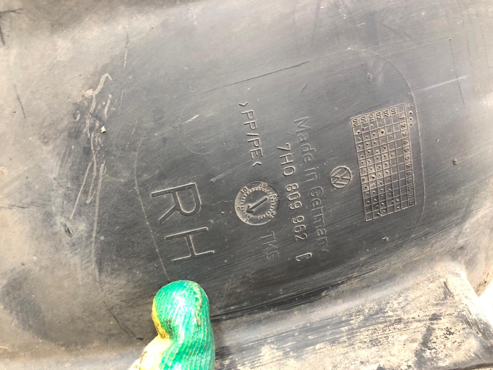 подкрылок, 7000 рублей, Москва