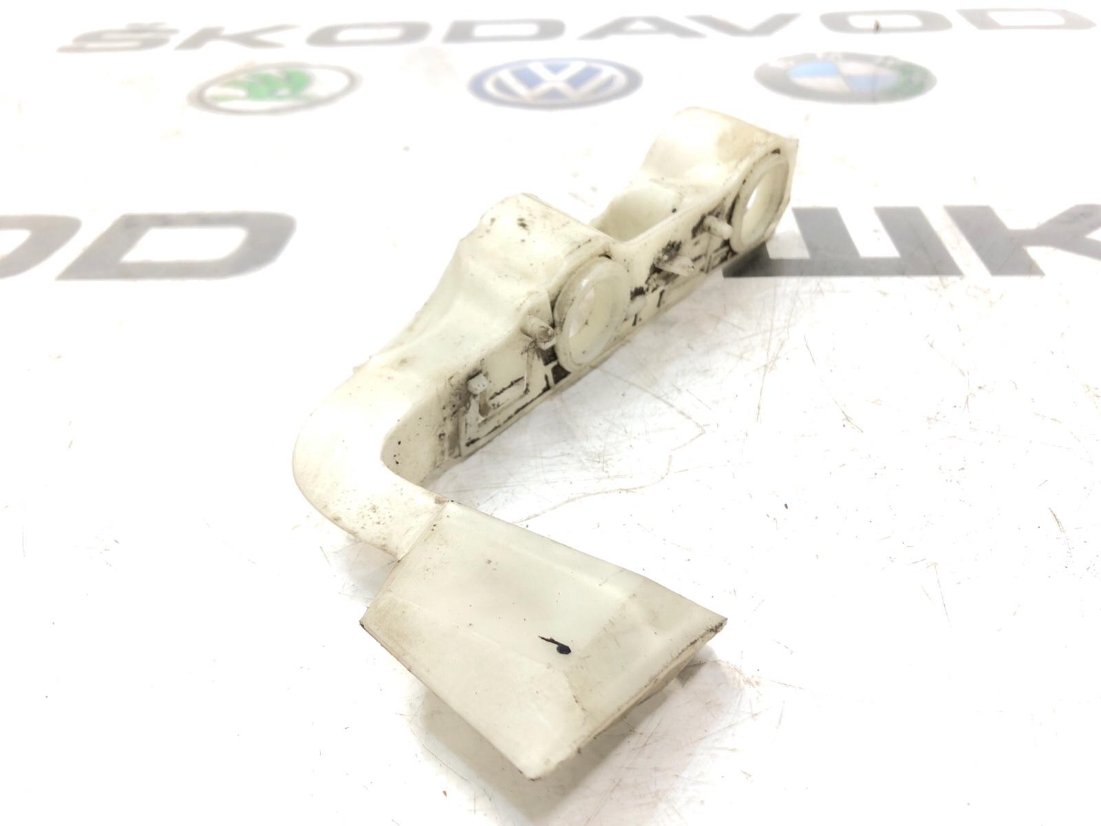 Кронштейн крыла, 2000 рублей, Москва