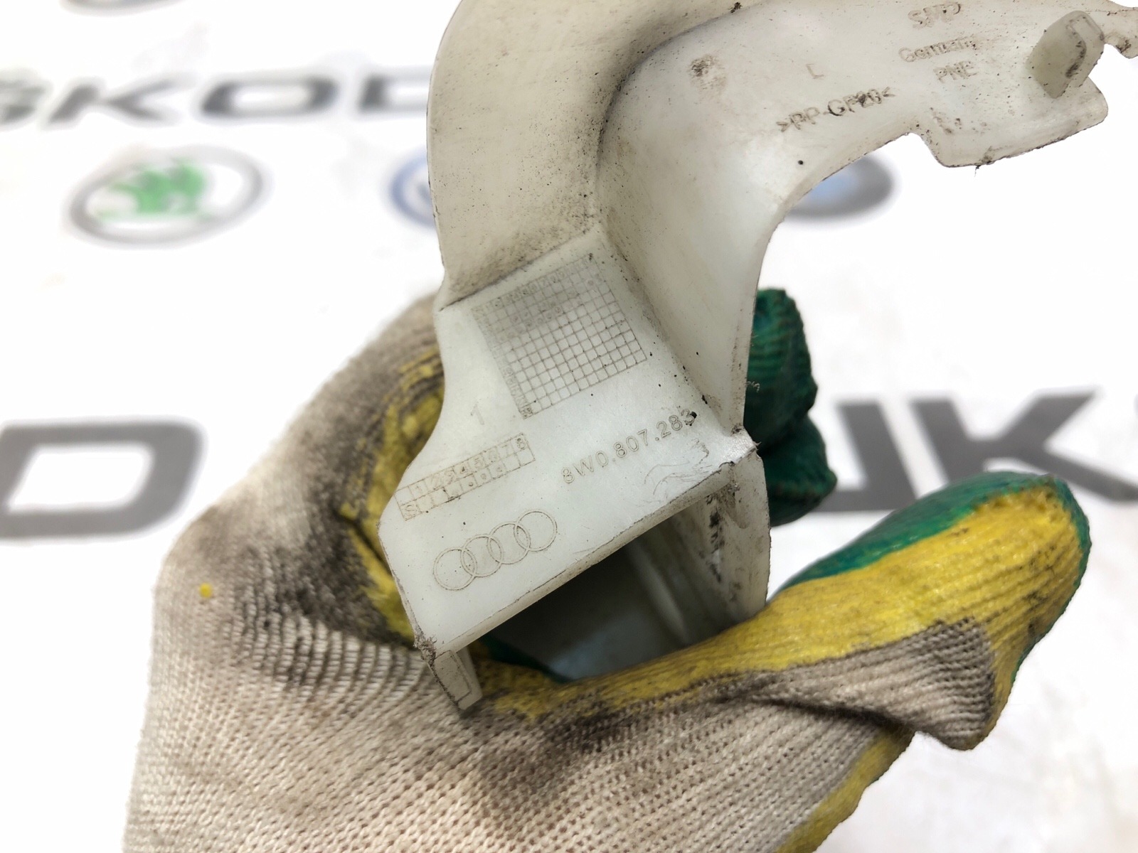 Кронштейн крыла, 2000 рублей, Москва