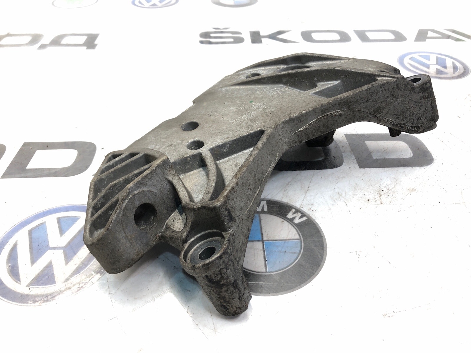 Кронштейн опоры двигателя, 2500 рублей, Москва