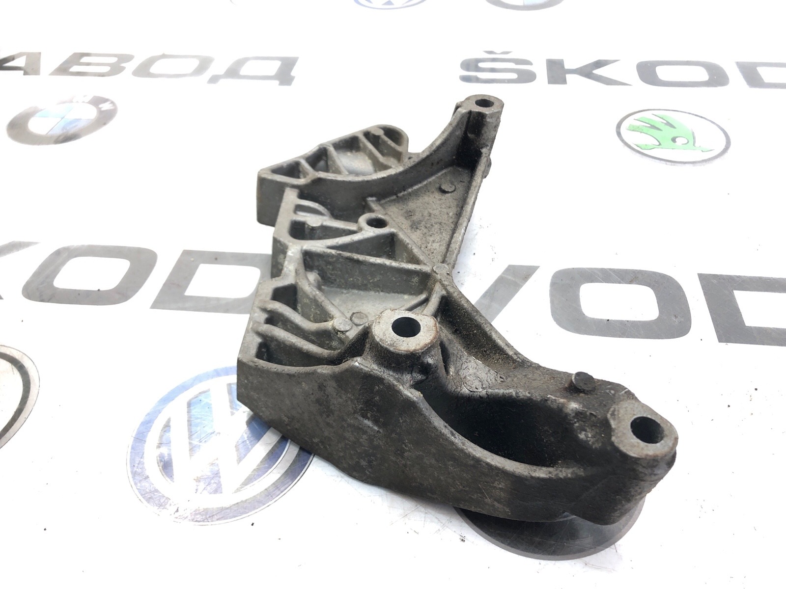 Кронштейн опоры двигателя, 2500 рублей, Москва