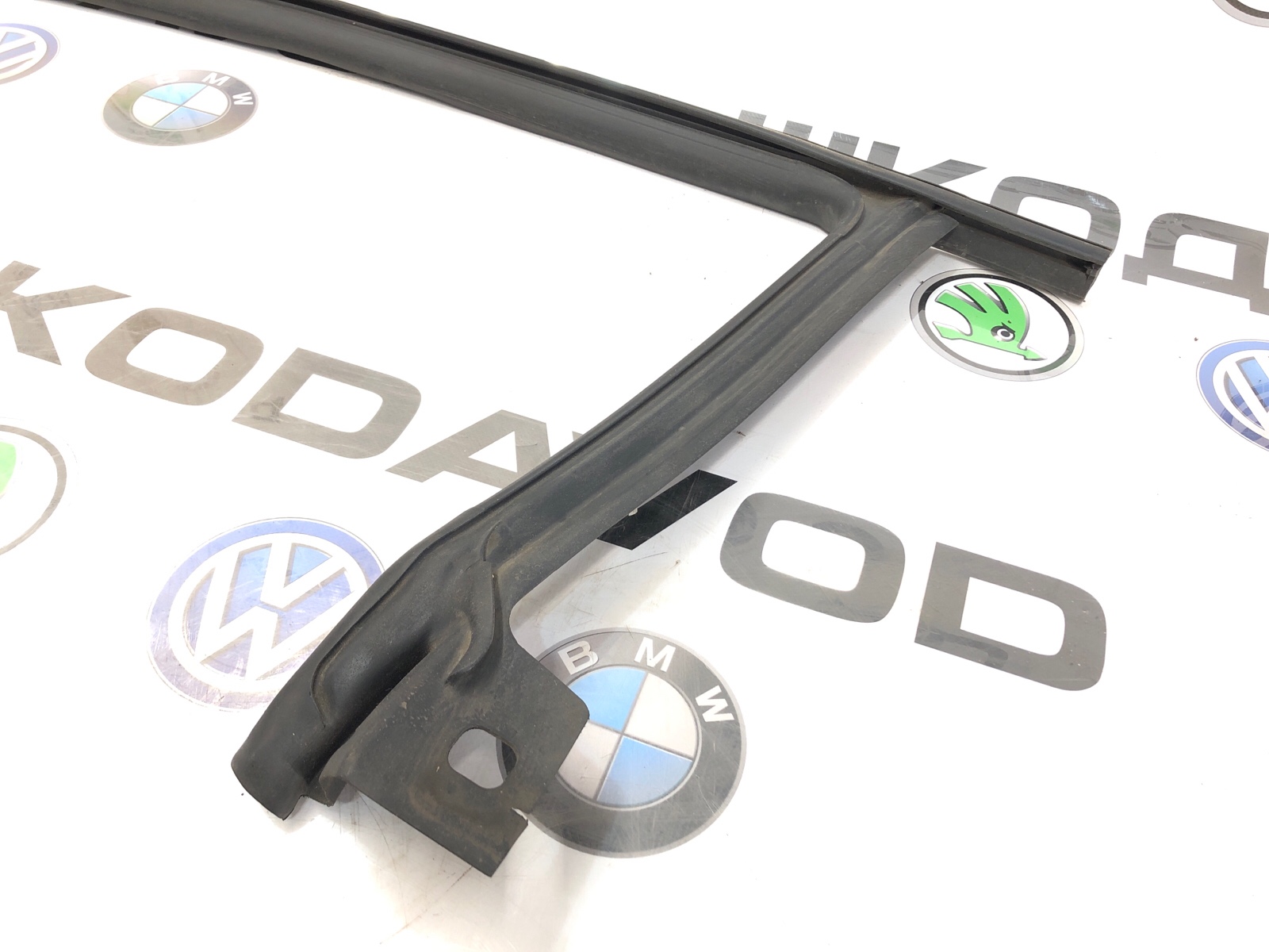 Уплотнитель двери, 1500 рублей, Москва