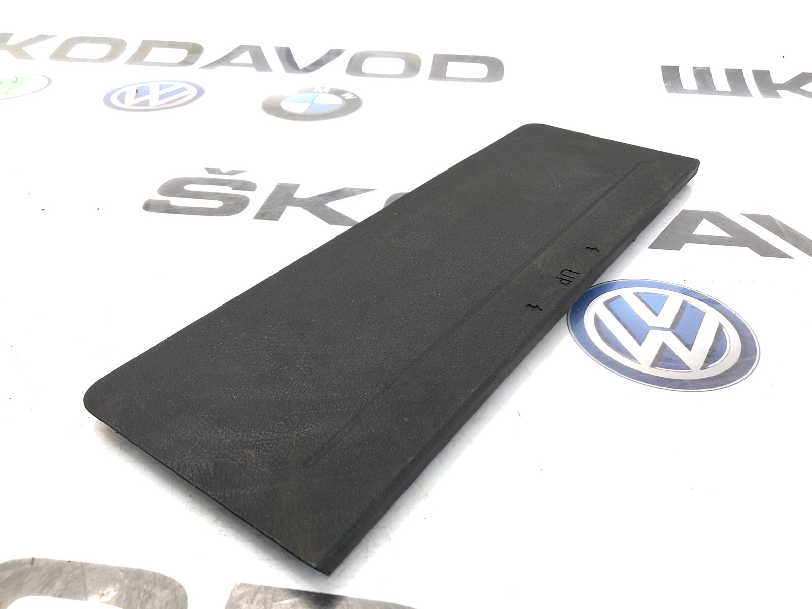 Накладка багажника, 900 рублей, Москва