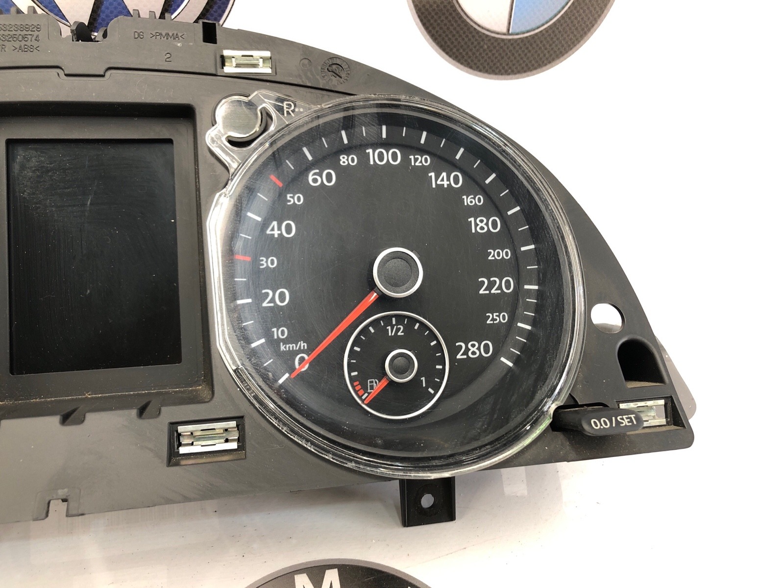 панель приборов, 7000 рублей, Москва