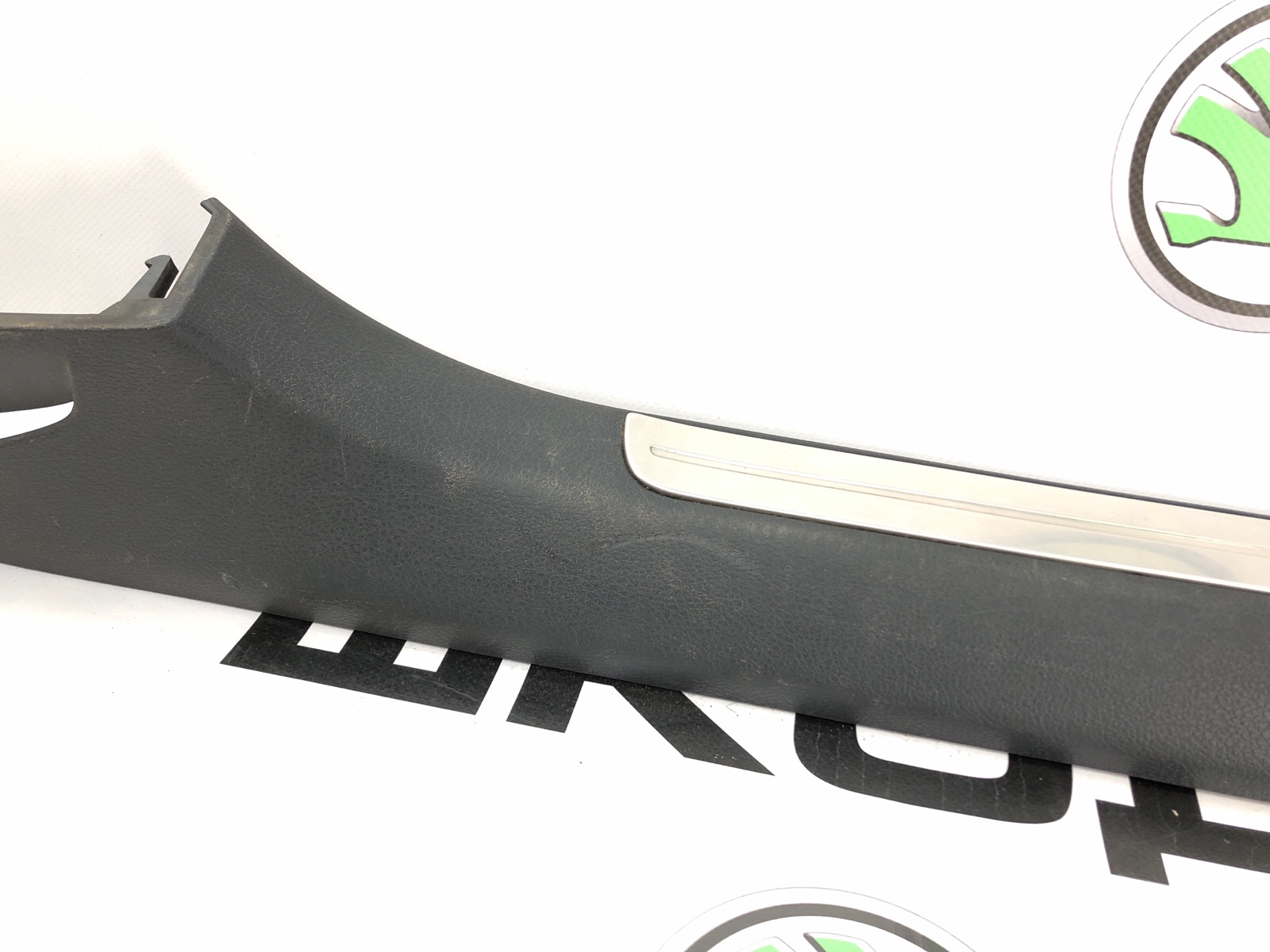 Накладка порога (внутренняя), 2000 рублей, Москва