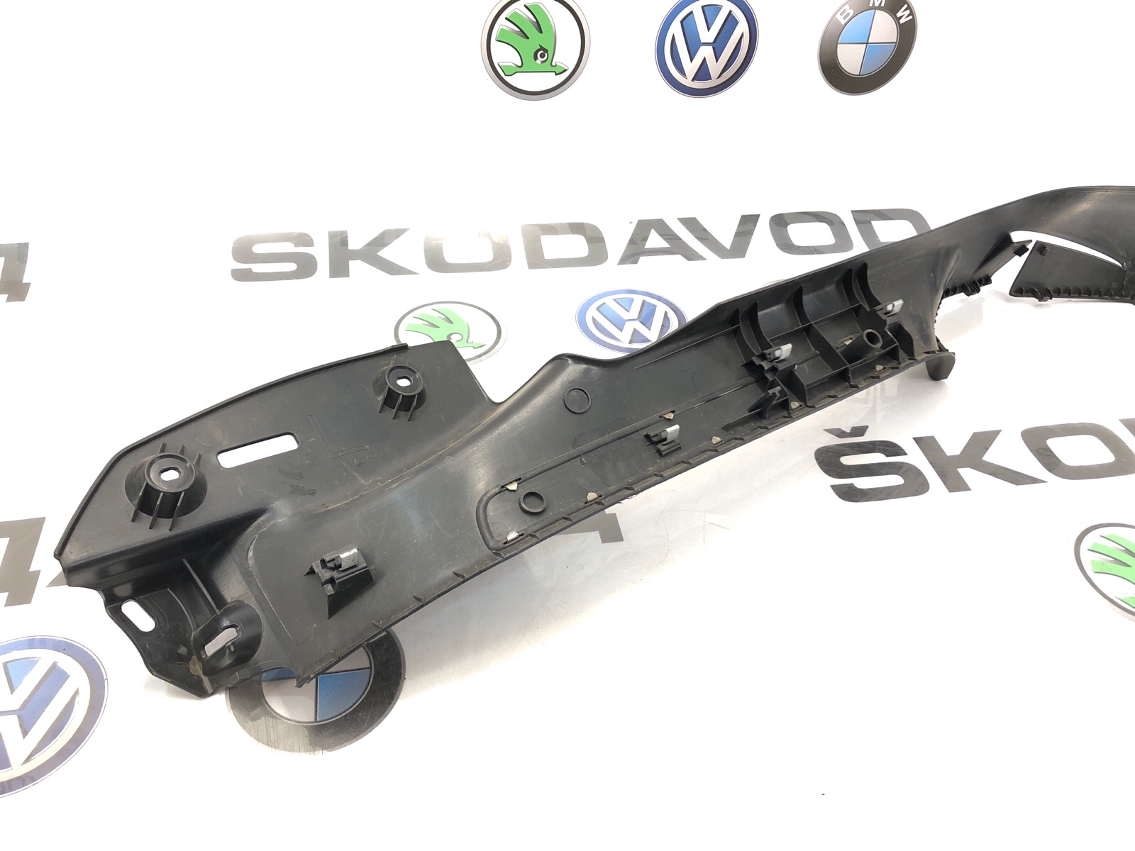 Накладка порога (внутренняя), 2000 рублей, Москва