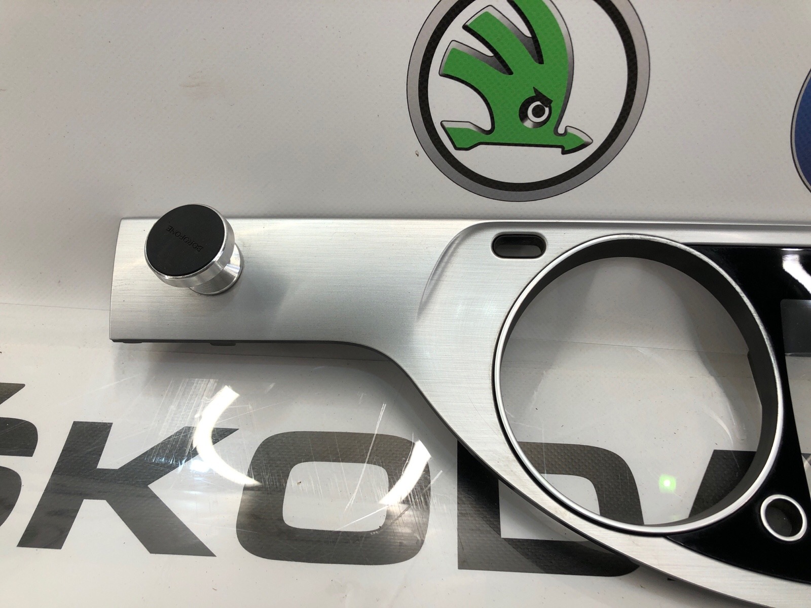 Стекло приборной панели, 12000 рублей, Москва