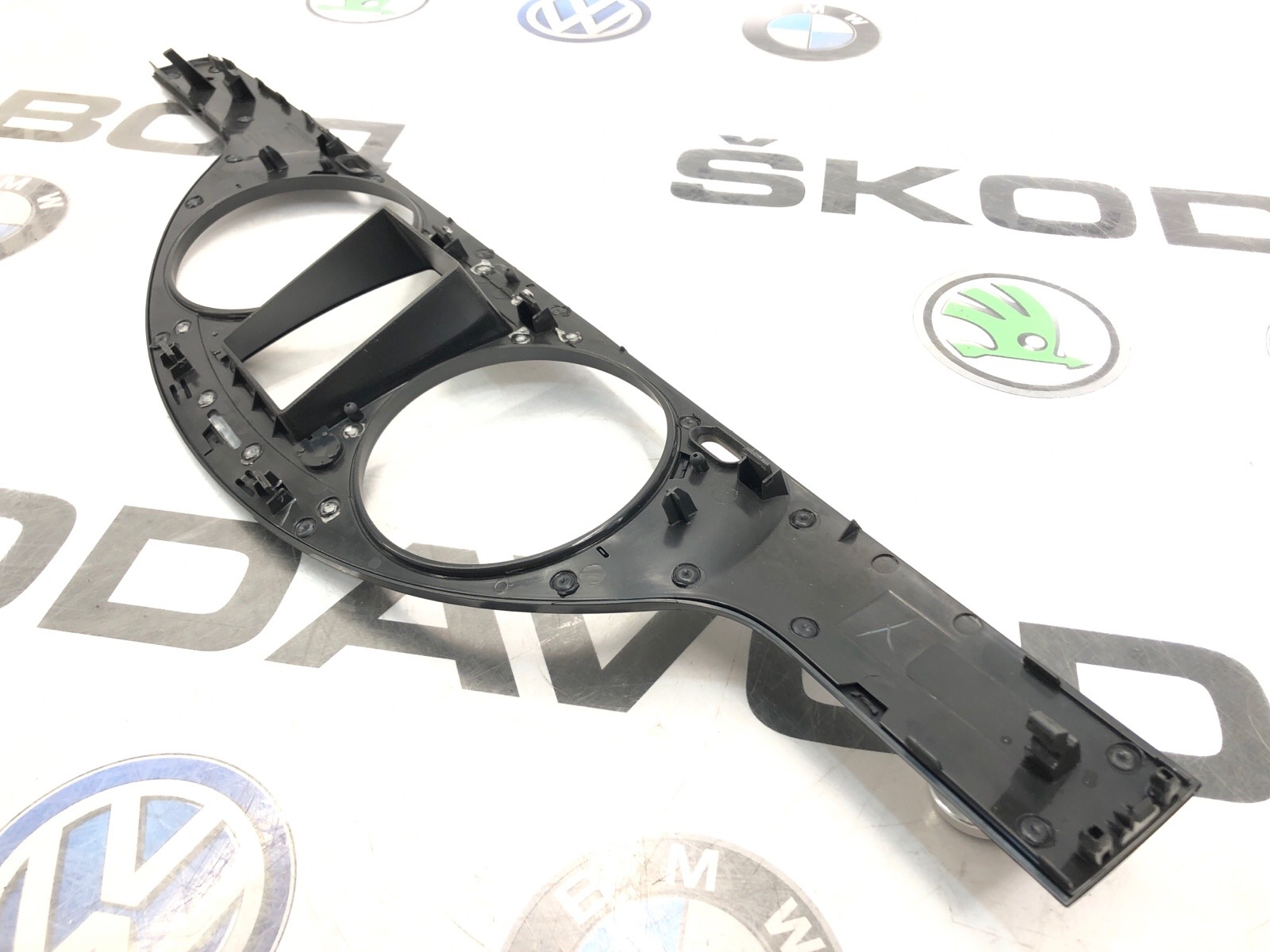 Стекло приборной панели, 12000 рублей, Москва