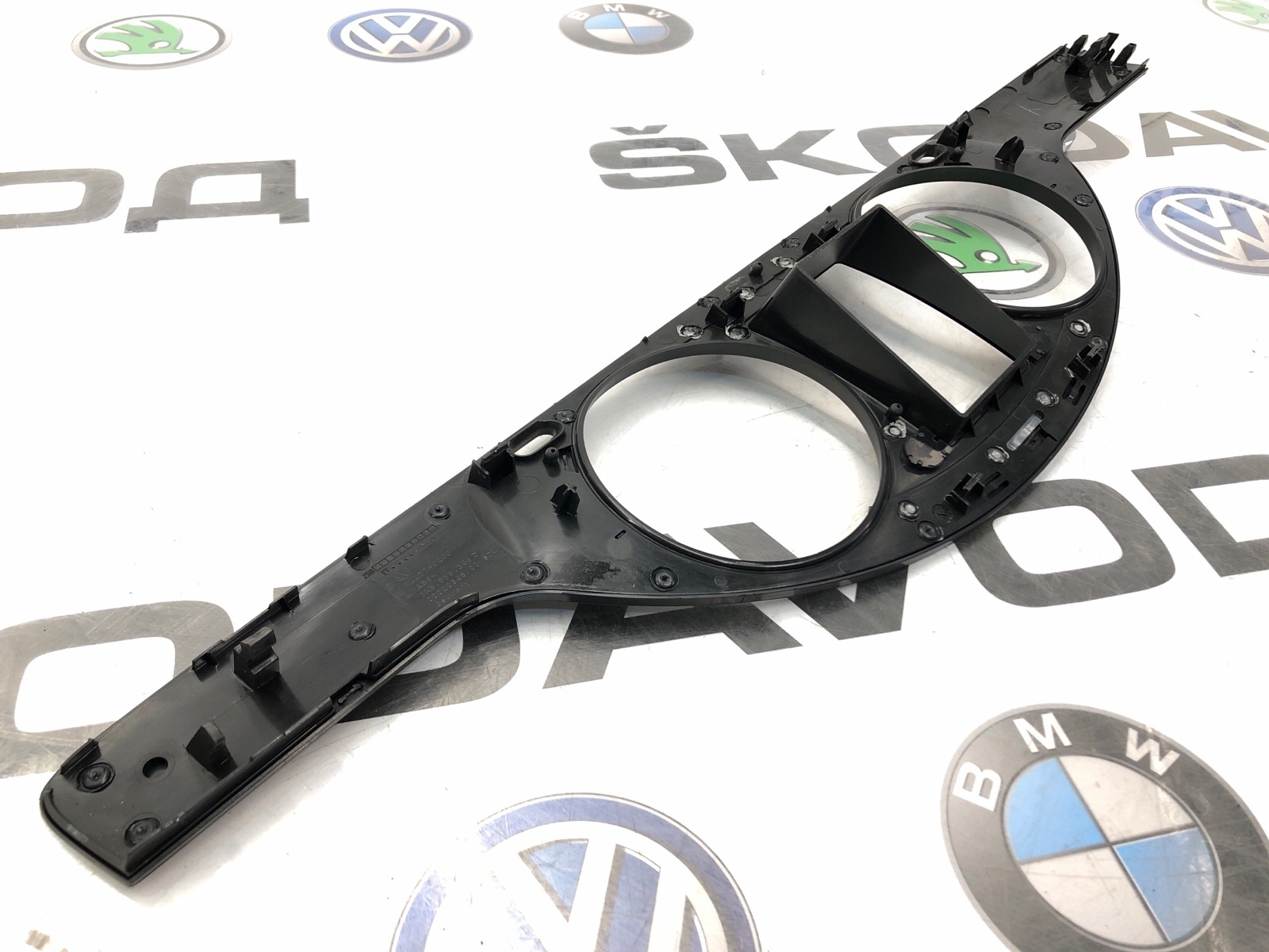 Стекло приборной панели, 12000 рублей, Москва