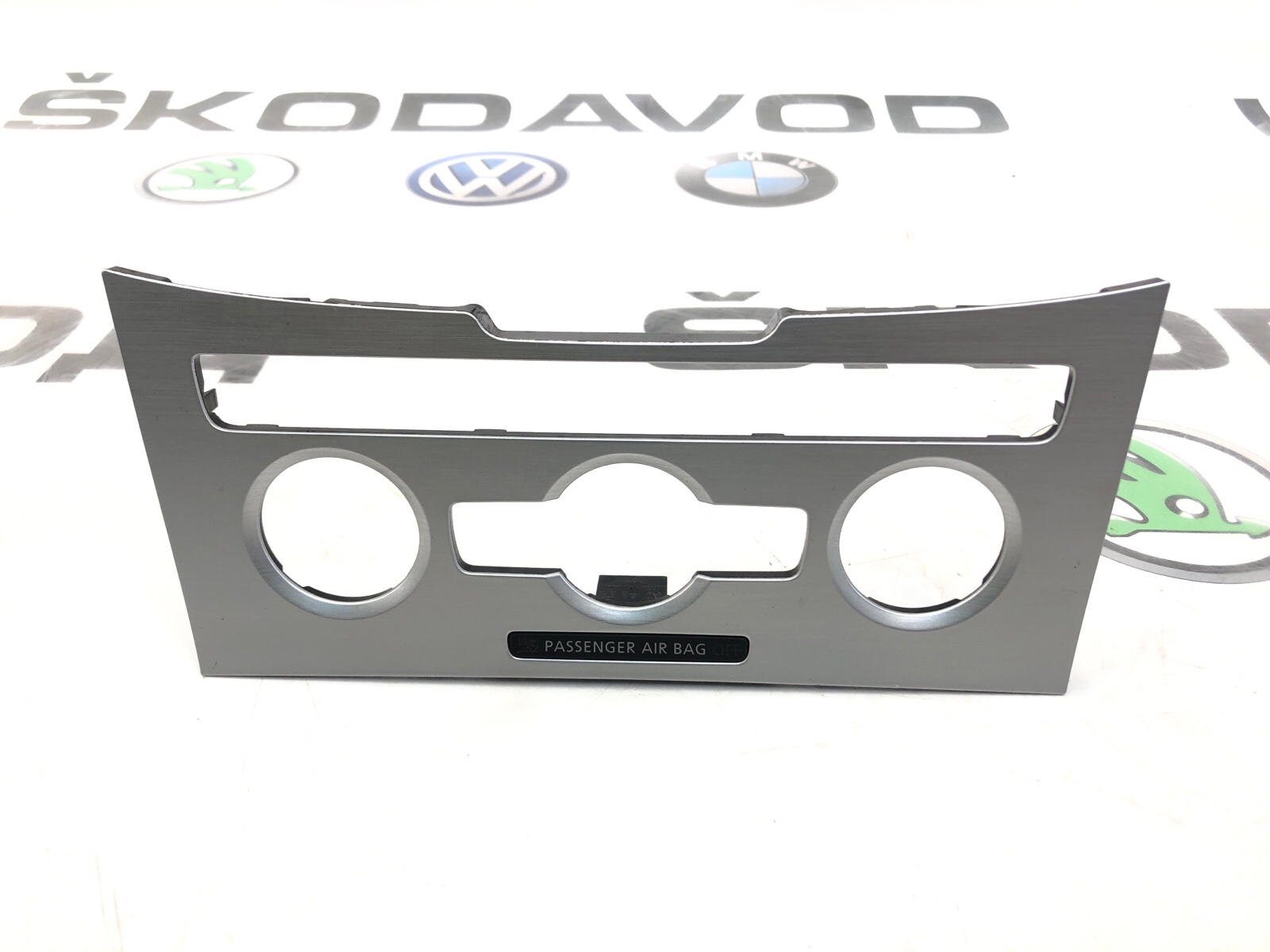 Накладка климат-контроля, 3000 рублей, Москва