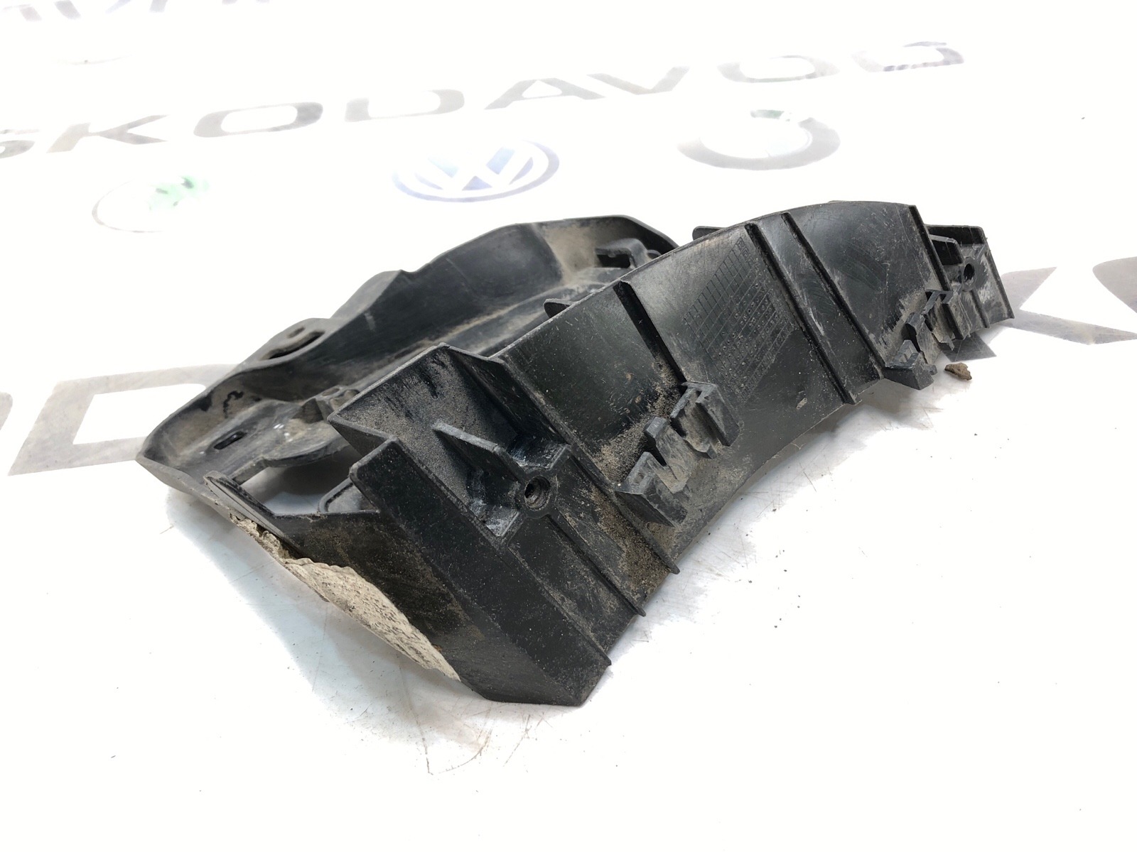 Направляющая бампера, 1000 рублей, Москва