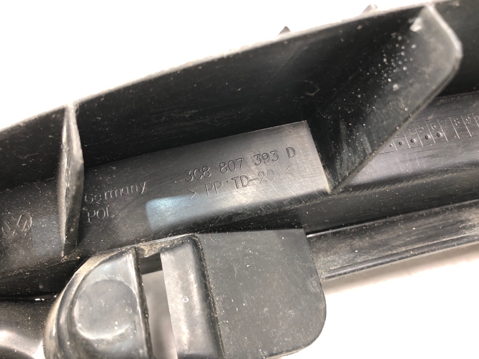 Направляющая бампера, 1000 рублей, Москва