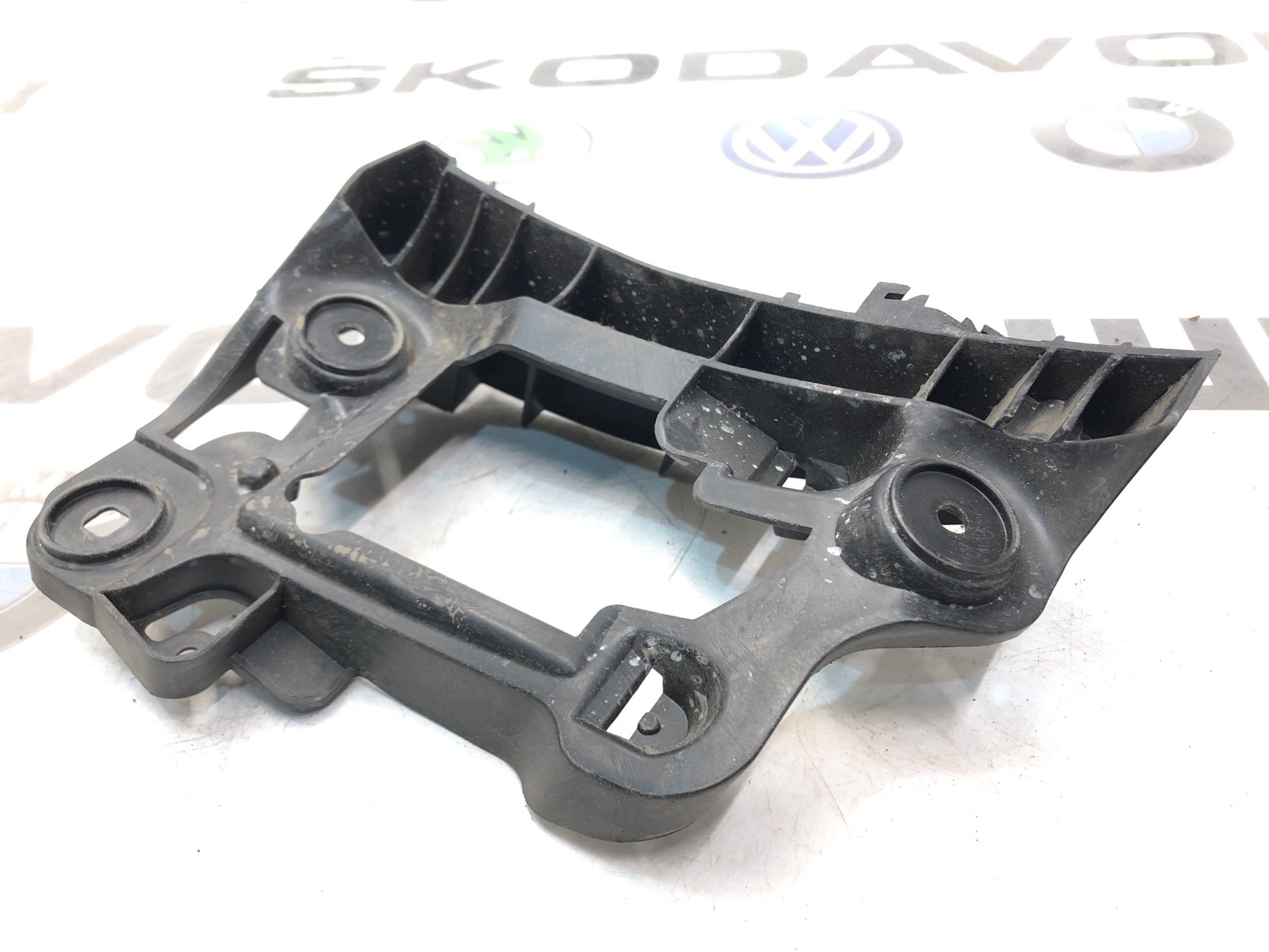 Направляющая бампера, 1000 рублей, Москва