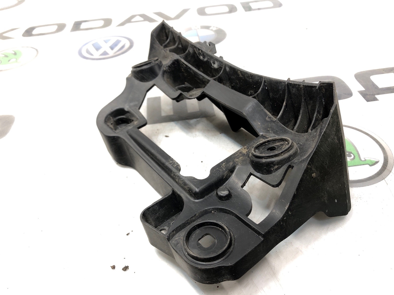 Направляющая бампера, 1000 рублей, Москва