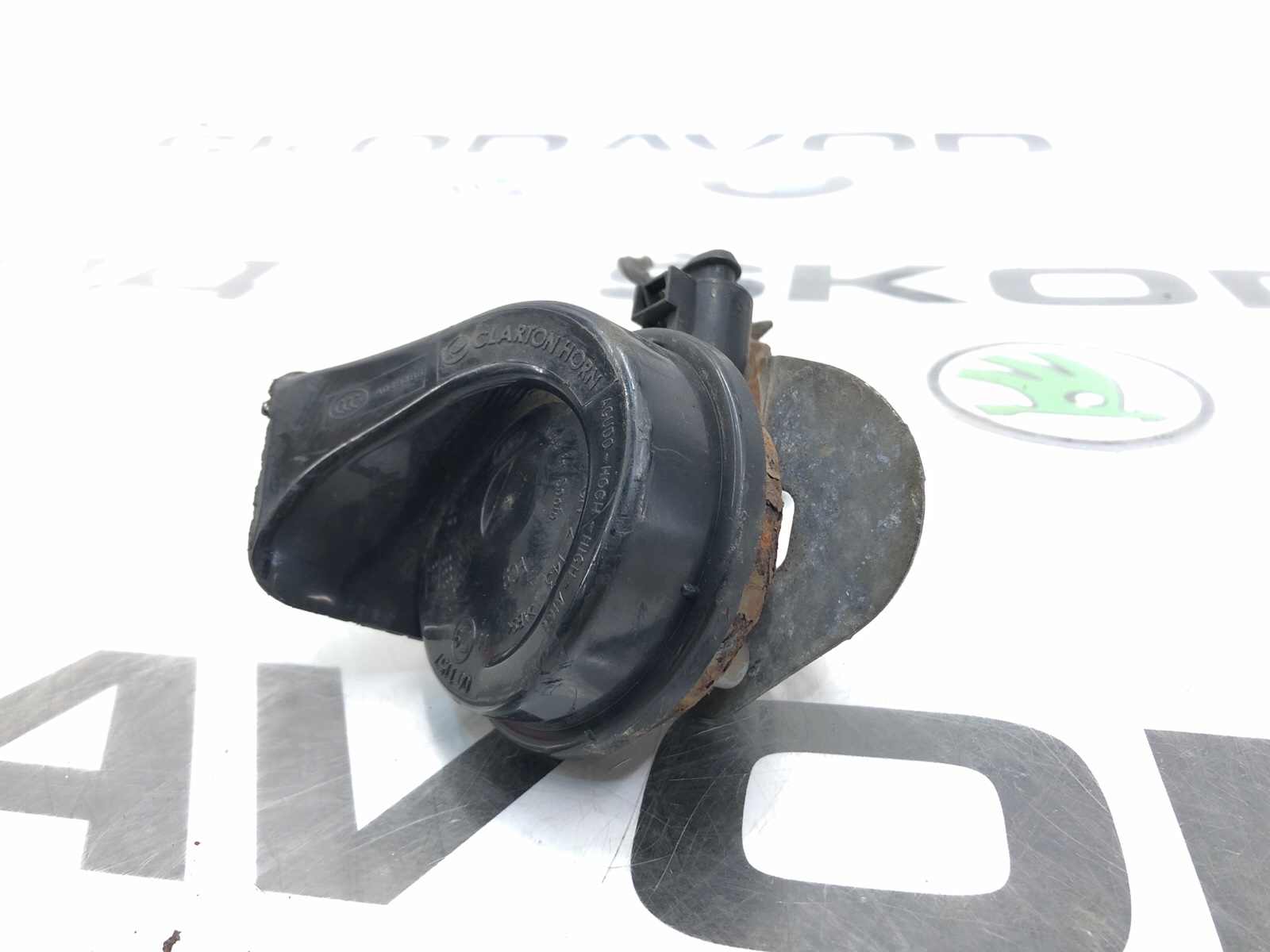 Звуковой сигнал, 1000 рублей, Москва