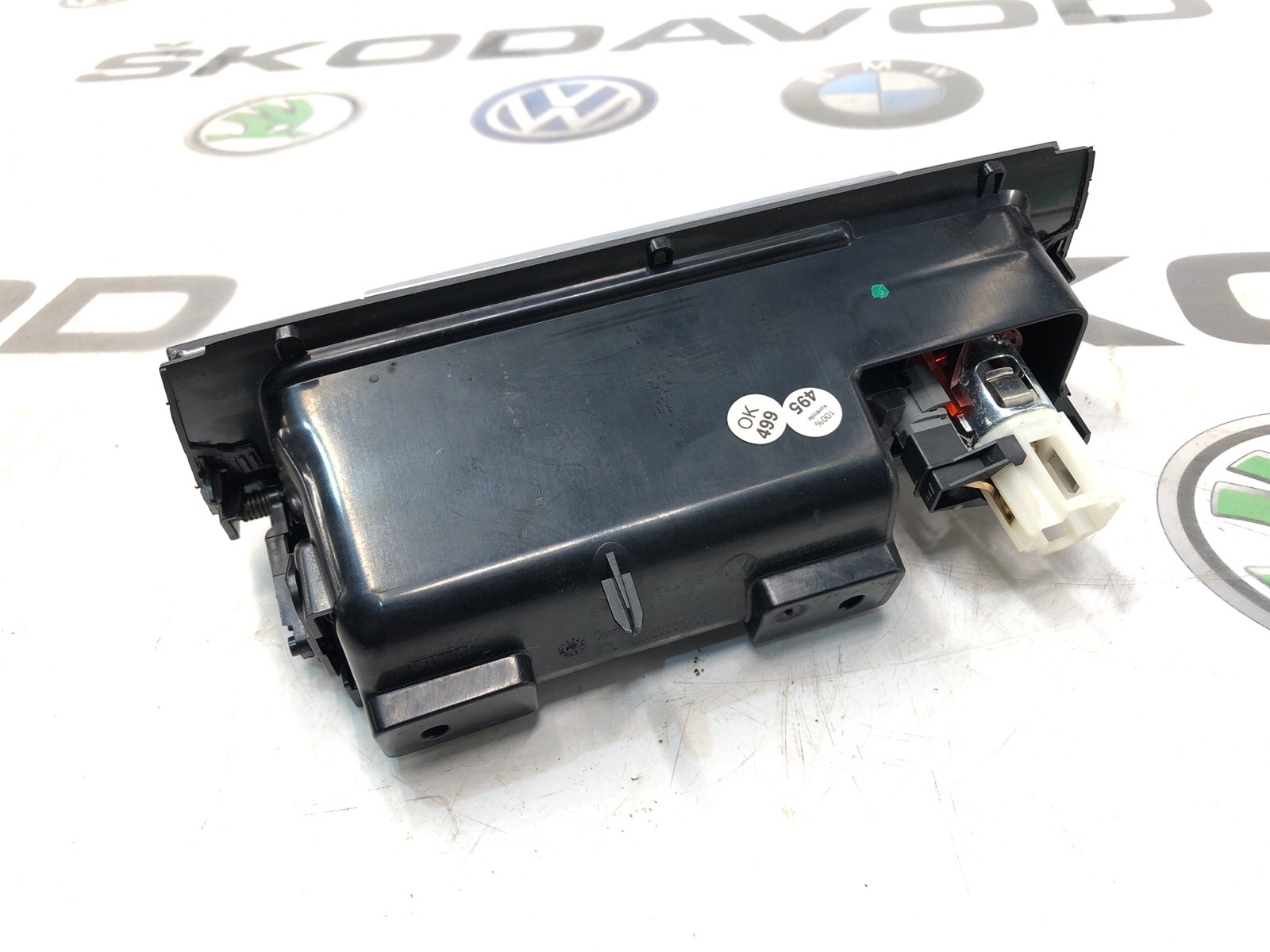 Пепельница, 1000 рублей, Москва