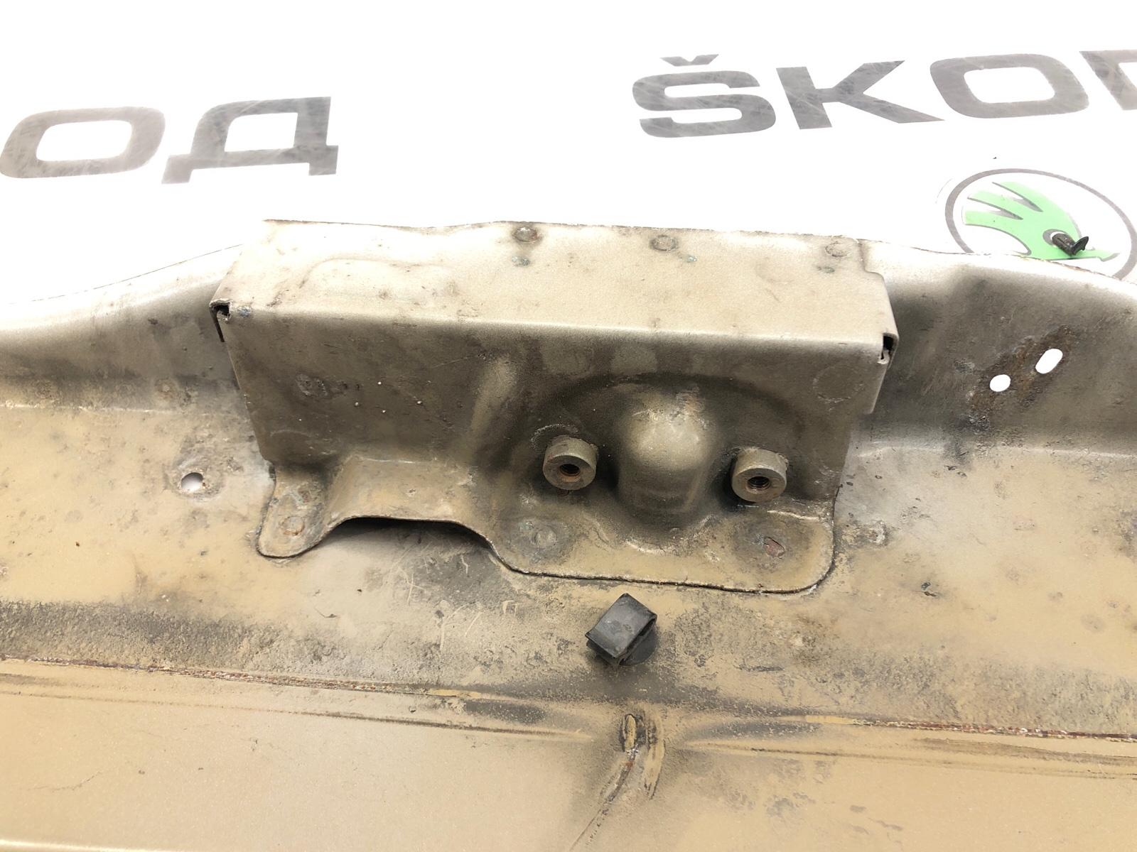 Накладка передней панели, 8000 рублей, Москва