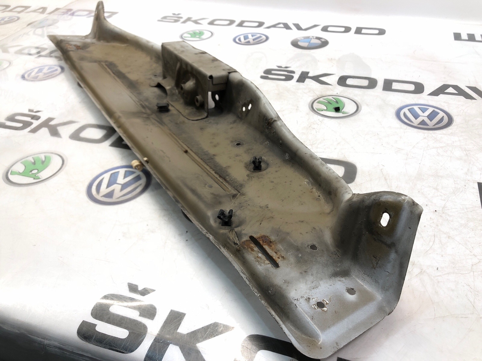 Накладка передней панели, 8000 рублей, Москва