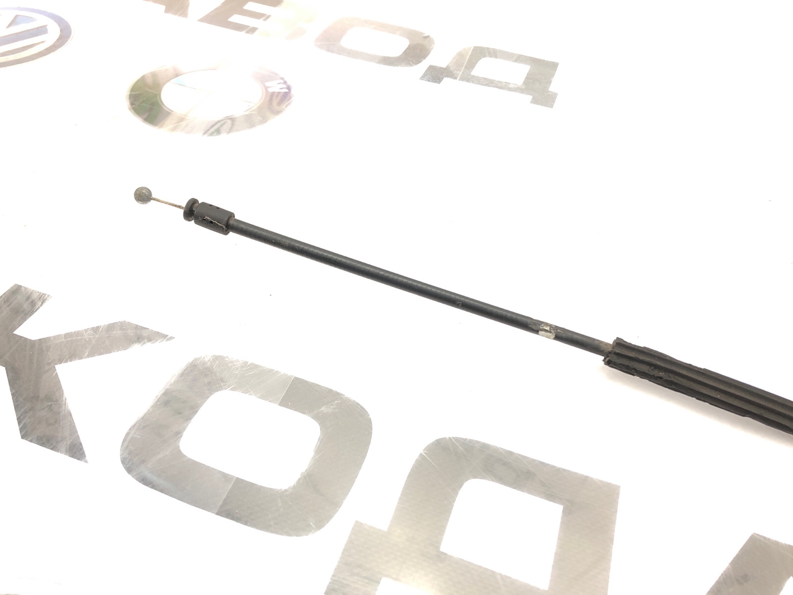 Трос замка капота, 3000 рублей, Москва