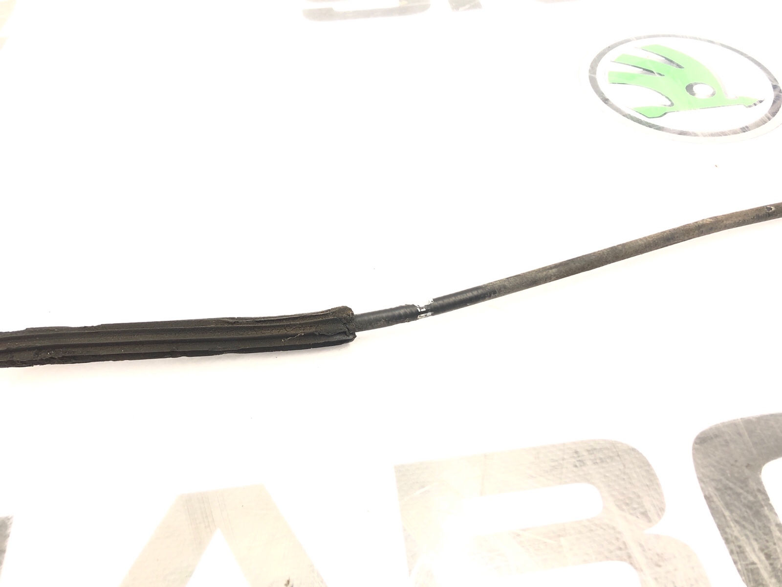 Трос замка капота, 3000 рублей, Москва