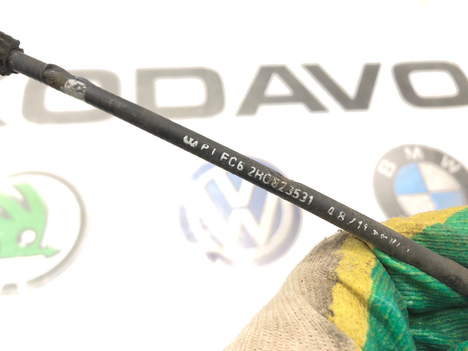 Трос замка капота, 3000 рублей, Москва