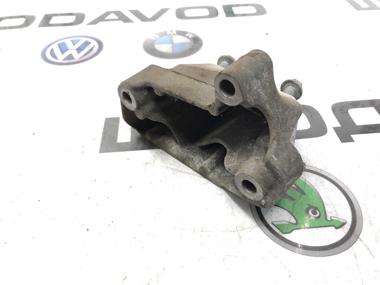 Кронштейн МКПП, 1000 рублей, Москва