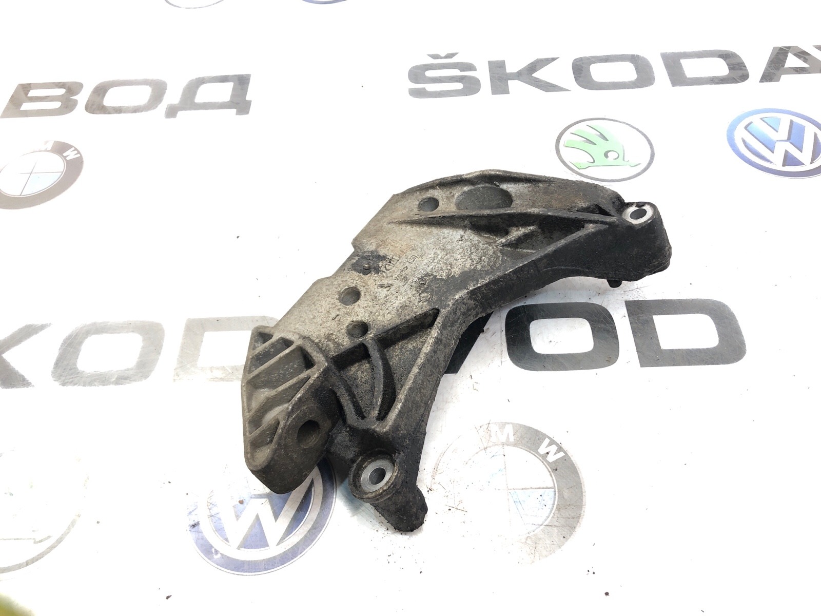 Кронштейн опоры двигателя, 2500 рублей, Москва