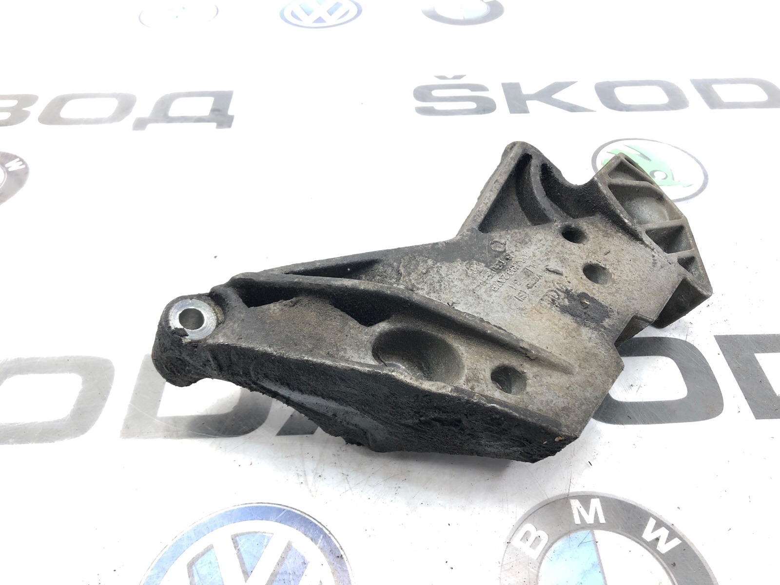 Кронштейн опоры двигателя, 2500 рублей, Москва