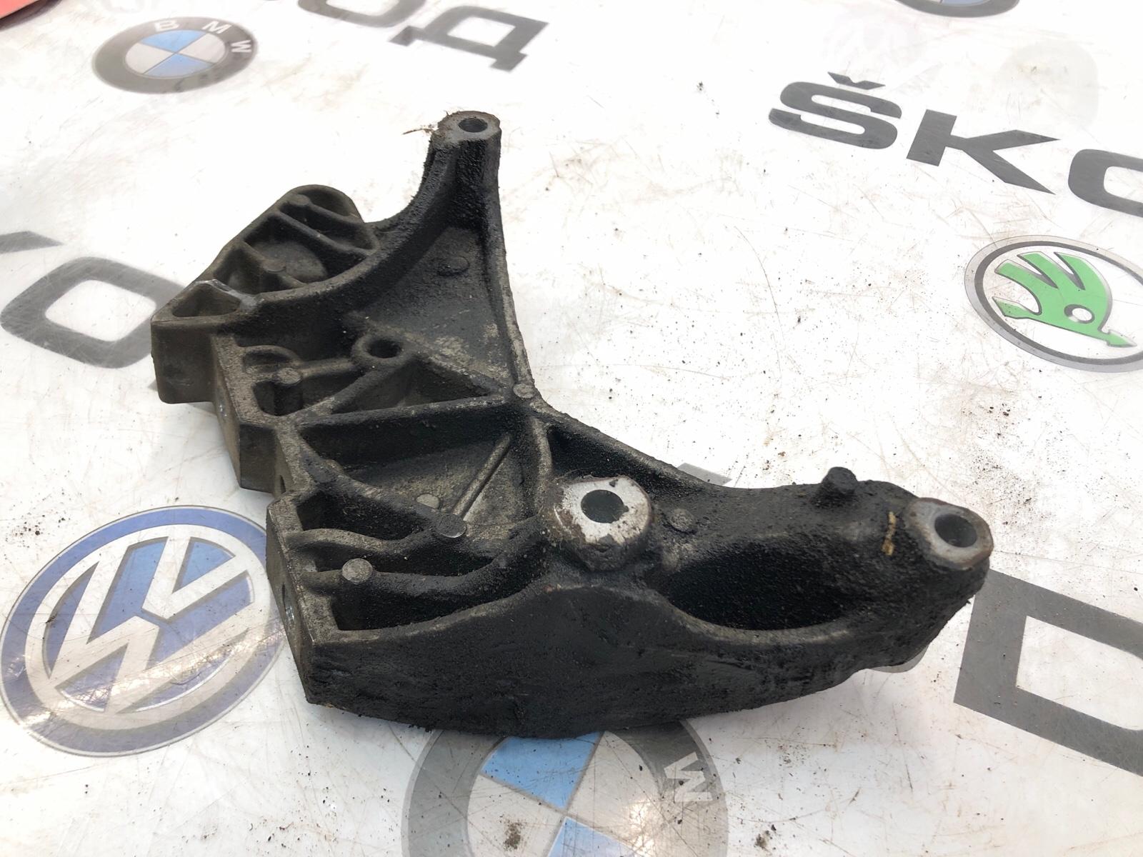 Кронштейн опоры двигателя, 2500 рублей, Москва