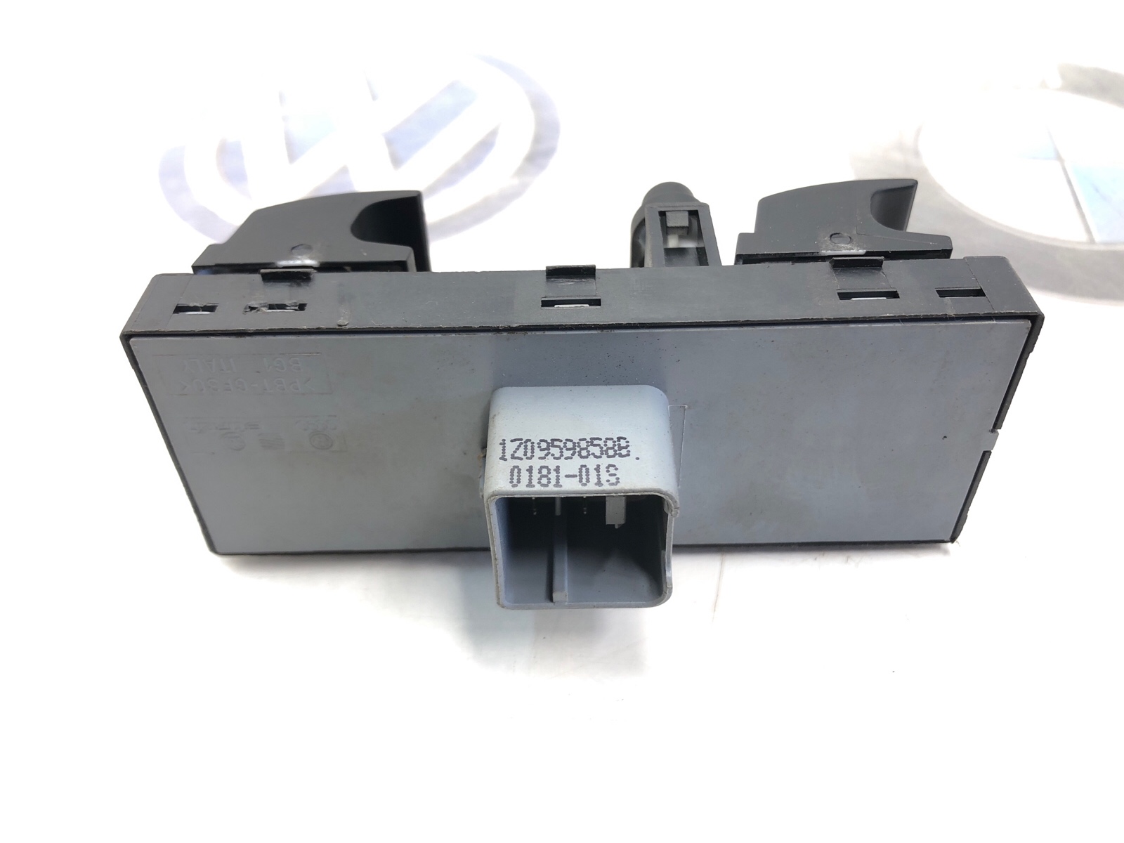 Блок управления стеклоподъемниками, 2000 рублей, Москва