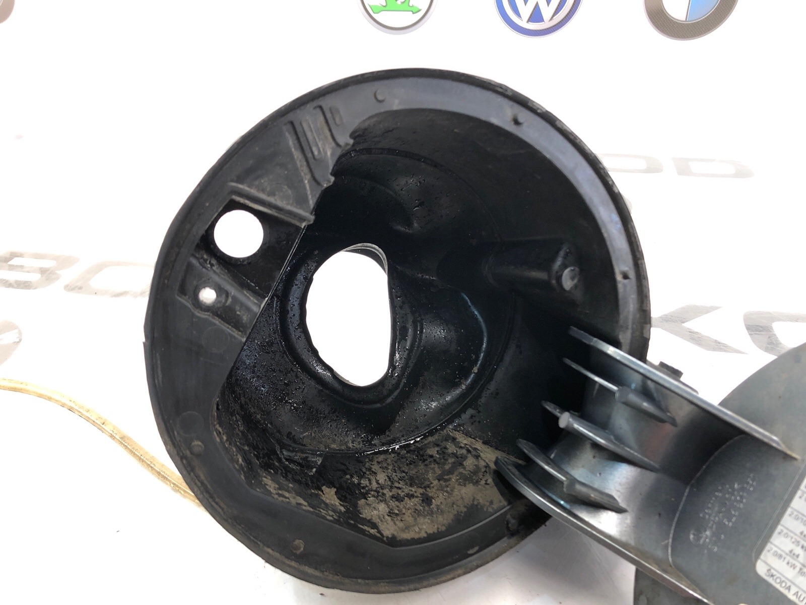 лючок бензобака, 2000 рублей, Москва