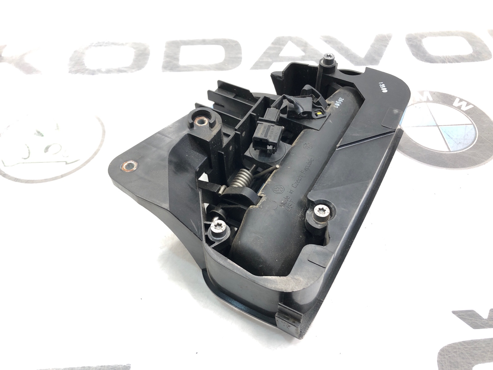 Ручка открывания крышки багажника, 10000 рублей, Москва