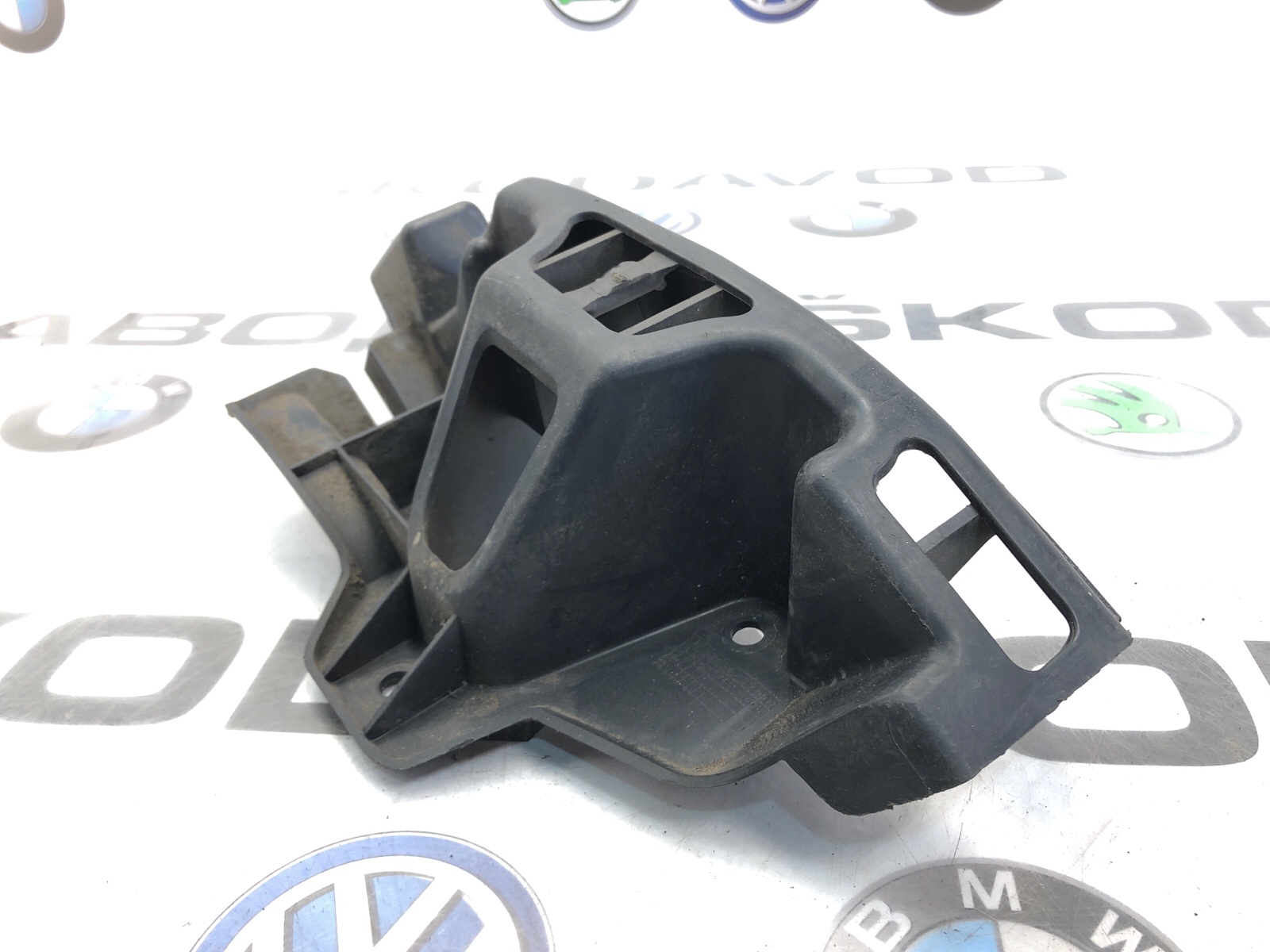 Кронштейн бампера, 1000 рублей, Москва