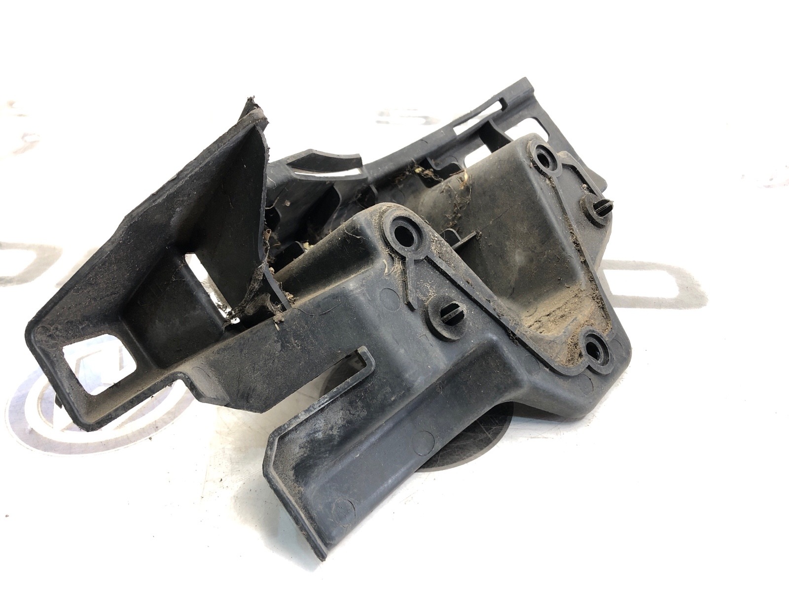 Кронштейн бампера, 1000 рублей, Москва