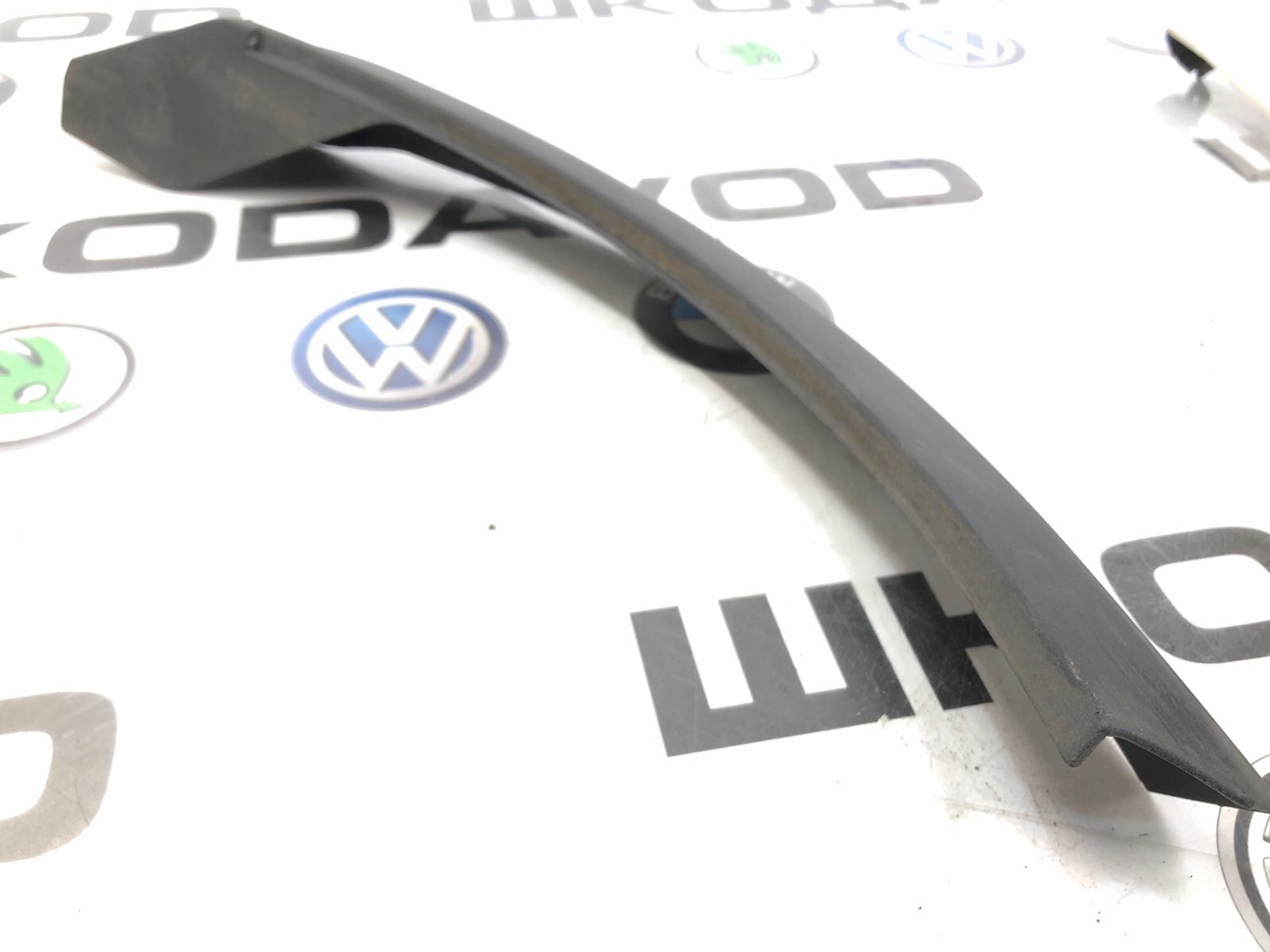 Накладка крыла, 1000 рублей, Москва