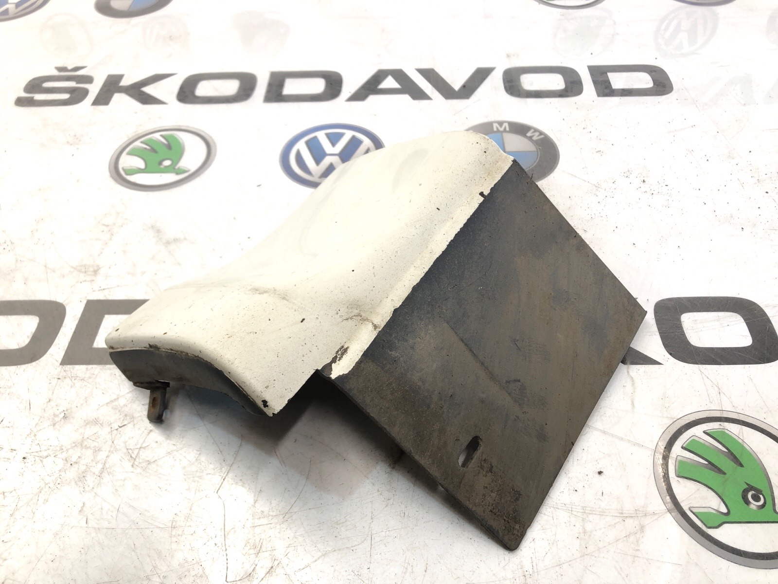 Накладка порога, 1000 рублей, Москва