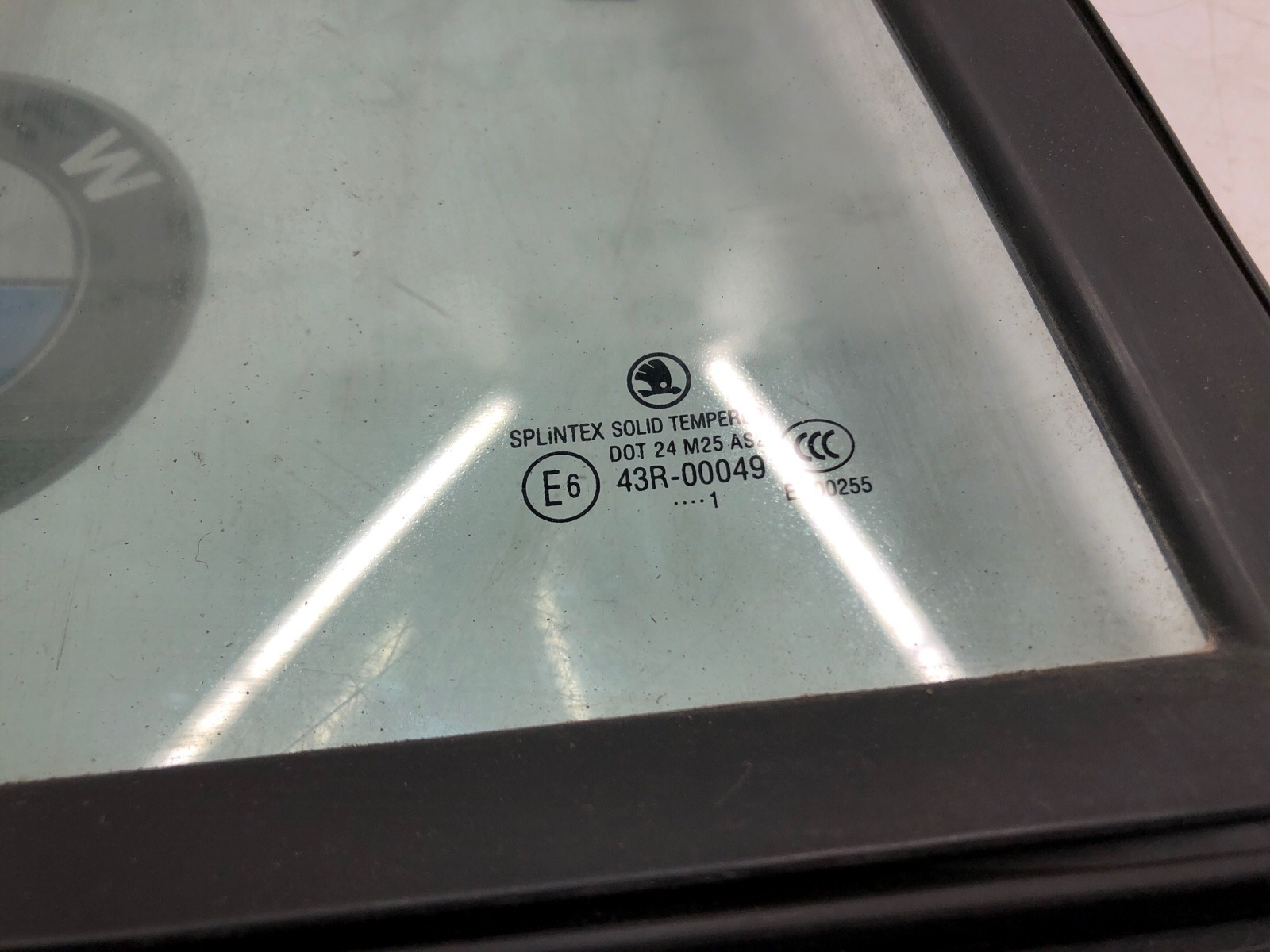 форточка двери, 1500 рублей, Москва