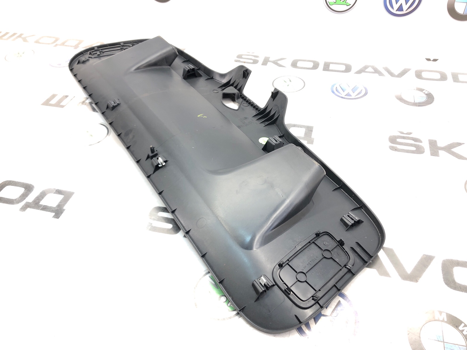 Накладка крышки багажника (внутренняя), 2500 рублей, Москва